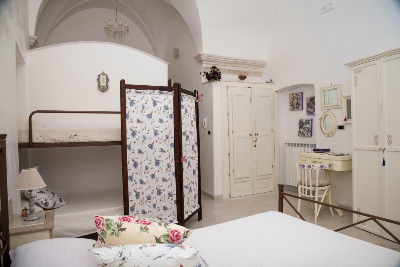 B&B A Due Passi Martina Franca Buitenkant foto